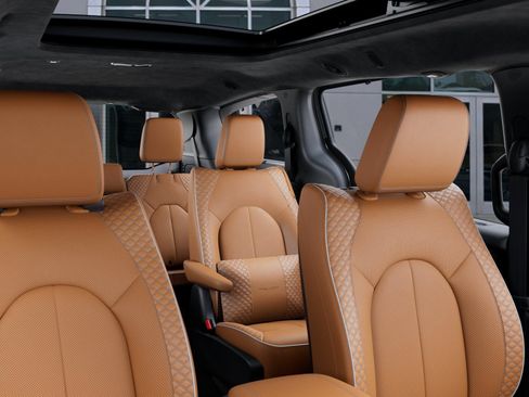 New 2026 Chrysler Pacifica Pinnacle FWD image 26
