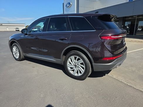 Used 2023 Lincoln Corsair AWD image 3