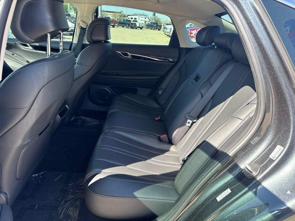 Used 2021 Genesis G80 2.5T RWD image 22