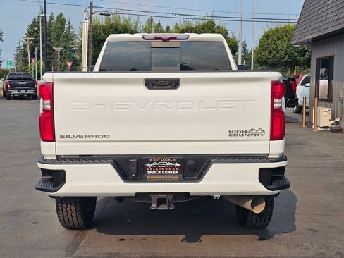 Used 2020 Chevrolet Silverado 3500 High Country w/ LPO, Hitch Package AWD/4WD image 4