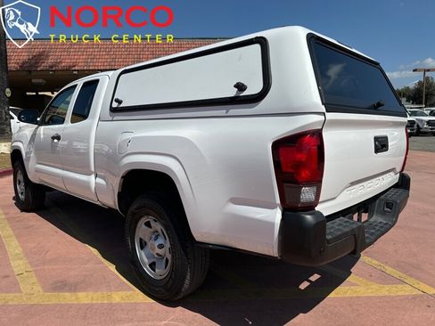 Used 2020 Toyota Tacoma SR image 7