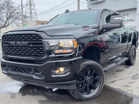 Used 2024 RAM 2500 Big Horn w/ Night Edition image 3