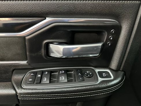 Used 2022 RAM 2500 Laramie AWD/4WD image 18