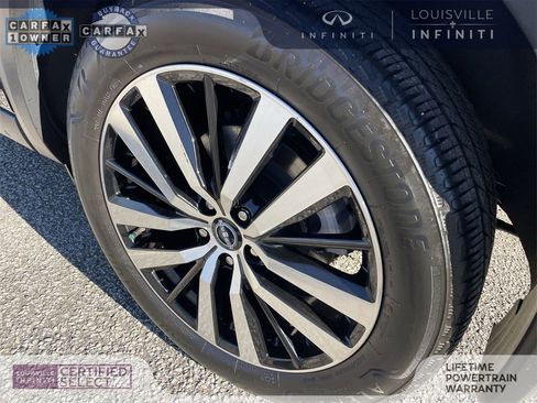 Used 2023 Nissan Pathfinder Platinum image 11