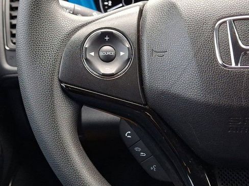 Used 2019 Honda HR-V LX image 26