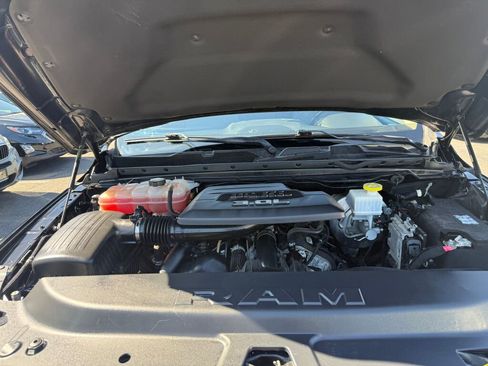 Used 2020 RAM 1500 Big Horn AWD/4WD image 30