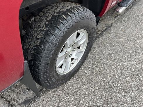 Used 2018 Chevrolet Silverado 1500 LT w/ All Star Edition image 19