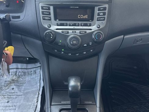 Used 2007 Honda Accord SE image 10