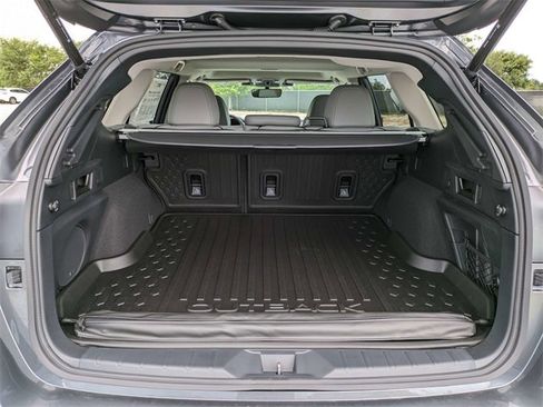 New 2025 Subaru Outback Limited image 13