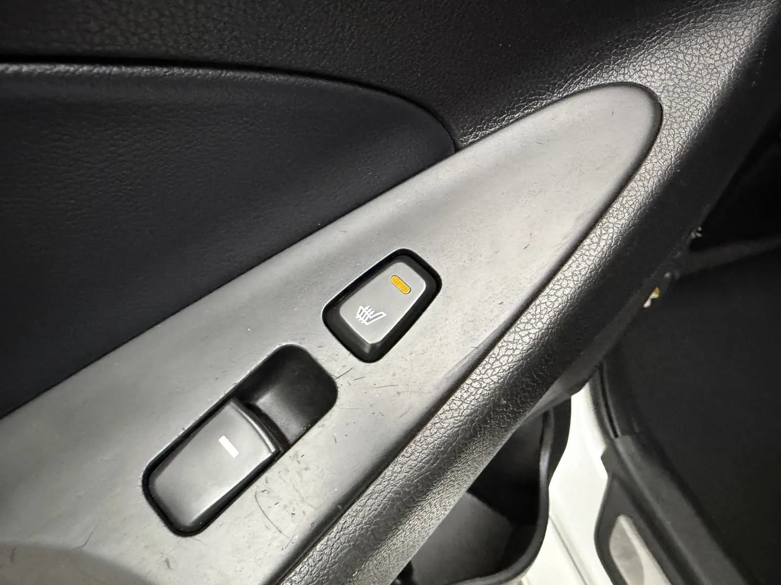 Used 2013 Hyundai Sonata Limited w/ Premium Pkg FWD image 28