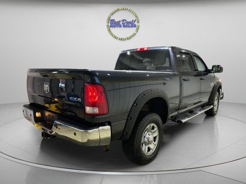 Used 2016 RAM 2500 Tradesman w/ Chrome Appearance Group AWD/4WD image 4