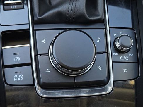 Used 2025 MAZDA MAZDA3 s image 8