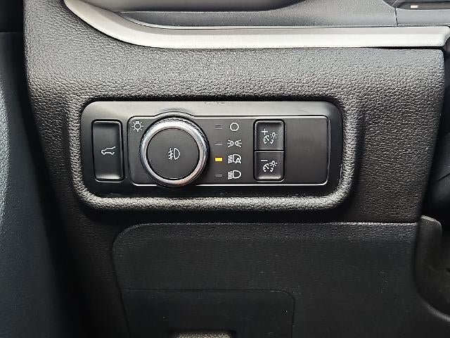Used 2024 Ford Explorer XLT w/ Equipment Group 202A AWD/4WD image 25