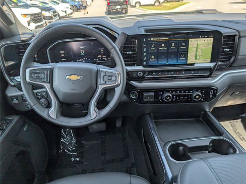 Used 2026 Chevrolet Silverado 3500 LTZ w/ LTZ Premium Package AWD/4WD image 19