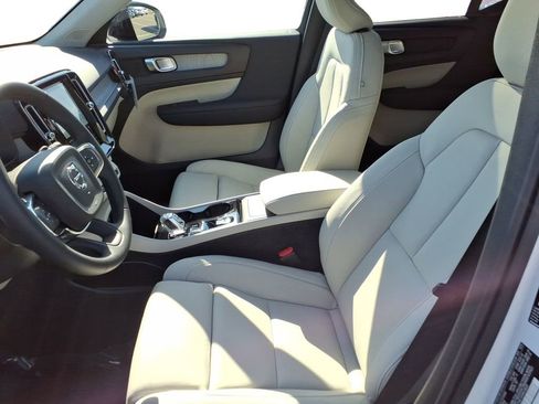 New 2026 Volvo XC40 B5 Plus w/ Protection Package Premier image 13