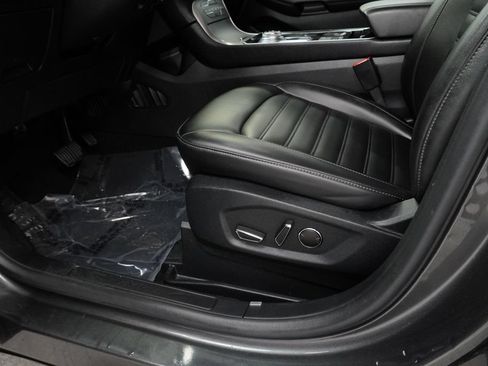 Used 2019 Ford Edge SEL w/ Equipment Group 201A FWD image 23