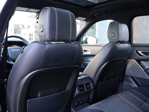 Used 2018 Land Rover Range Rover Velar R-Dynamic SE image 38
