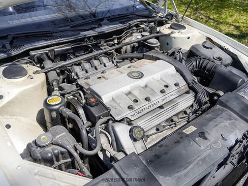 Used 1993 Cadillac Allante FWD image 24