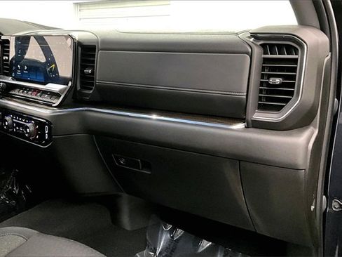 Used 2024 Chevrolet Silverado 2500 LT w/ All Star Edition image 17