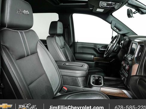Used 2022 Chevrolet Silverado 2500 High Country w/ Z71 Off-Road Package AWD/4WD image 23