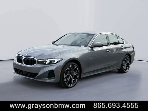 Used 2025 BMW 330i Sedan image 14
