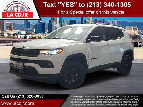 Used 2026 Jeep Compass Latitude image 1