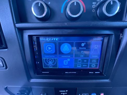 Used 2023 Chevrolet Express 3500 w/ Power Convenience Package RWD image 22