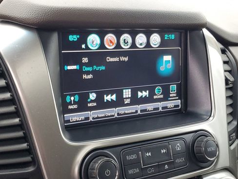 Used 2019 Chevrolet Suburban Premier image 21