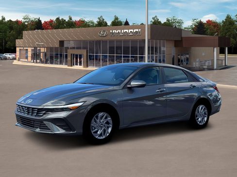New 2026 Hyundai Elantra Hybrid w/ Cargo Package FWD image 2