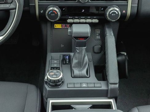New 2026 Toyota Tacoma TRD Off-Road AWD/4WD image 11