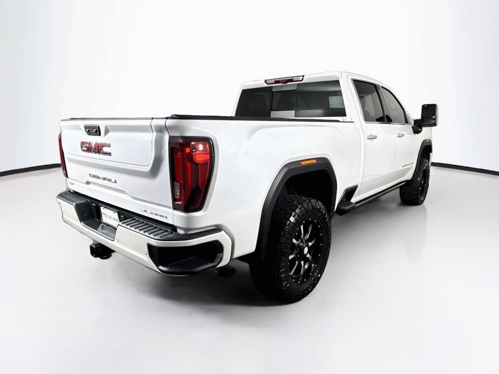 Used 2022 GMC Sierra 2500 Denali w/ Denali Ultimate Package AWD/4WD image 5