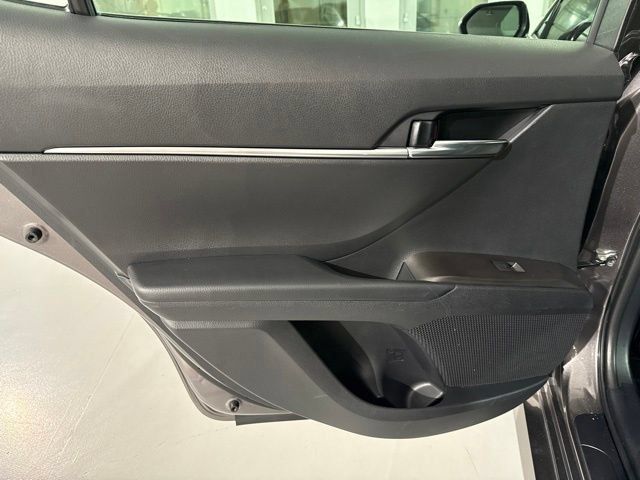 Used 2024 Toyota Camry LE w/ Convenience Package FWD image 15