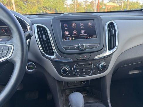 Used 2023 Chevrolet Equinox LT FWD image 13