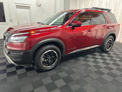 Used 2024 Nissan Pathfinder Rock Creek AWD/4WD image 5