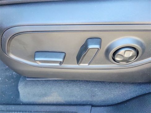 New 2025 Jeep Grand Cherokee L Altitude image 17