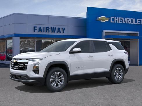 New 2026 Chevrolet Equinox LT AWD/4WD image 2