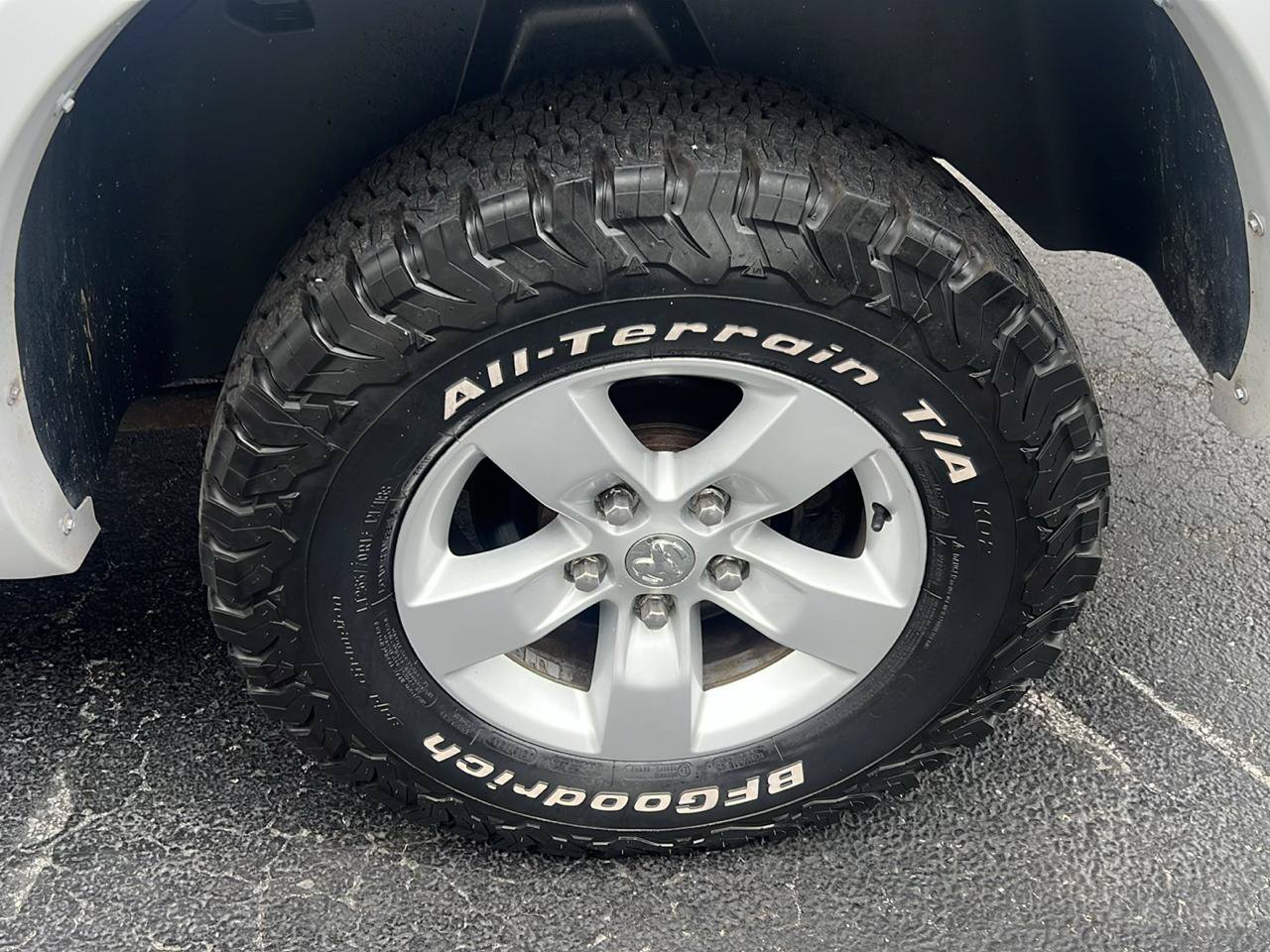 Used 2015 RAM 1500 Outdoorsman AWD/4WD image 23