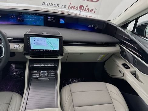 New 2026 Lincoln Nautilus Premier w/ Equipment Group 102A image 25