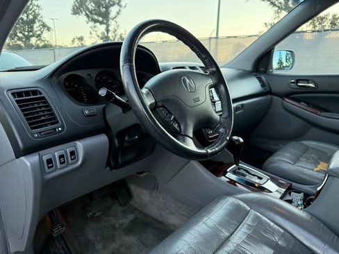 Used 2005 Acura MDX Touring image 17