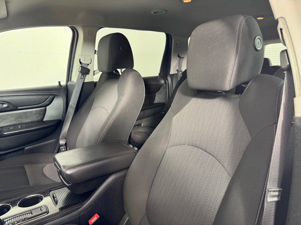 Used 2017 Chevrolet Traverse LT w/ Style and Technology Package AWD/4WD image 13
