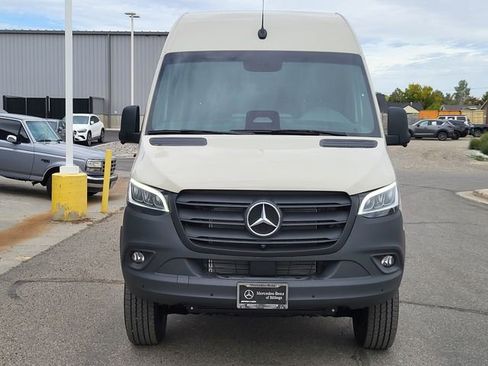 New 2026 Mercedes-Benz Sprinter 2500 image 25