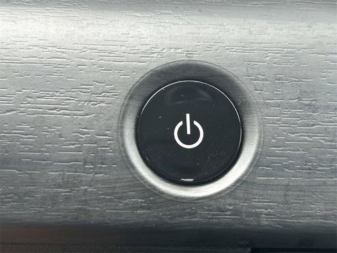 Used 2024 Nissan Ariya AWD image 31