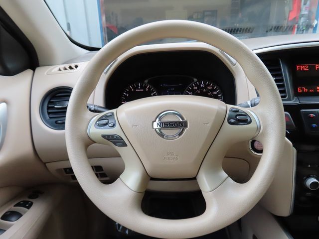 Used 2014 Nissan Pathfinder S FWD image 20