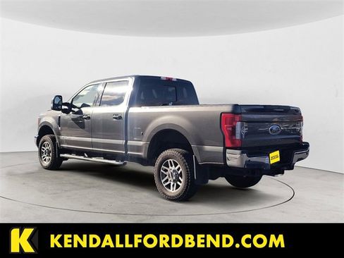 Used 2019 Ford F250 Lariat w/ Lariat Ultimate Package image 3