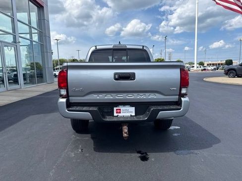 Used 2023 Toyota Tacoma SR AWD/4WD image 6