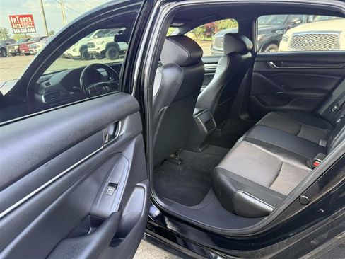 Used 2020 Honda Accord Sport image 17