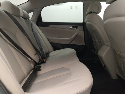 Used 2017 Hyundai Sonata SE image 19