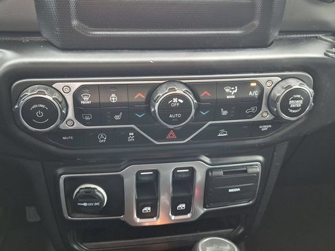 Used 2021 Jeep Wrangler Sport AWD/4WD image 21