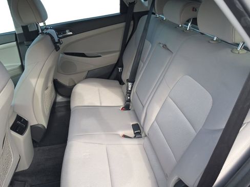 Used 2017 Hyundai Tucson Sport FWD image 13