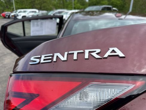 Used 2022 Nissan Sentra SV w/ All-Weather Package FWD image 16